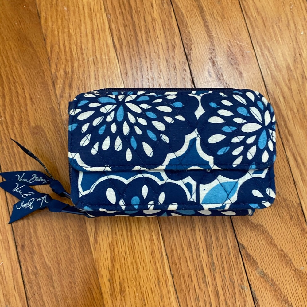 Vera Bradley wallet